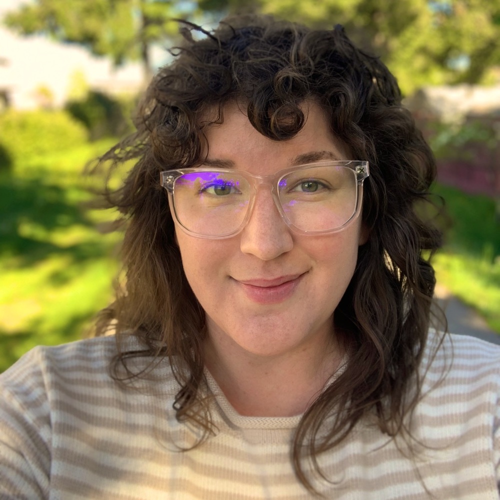 Meet your Posher, Brenna